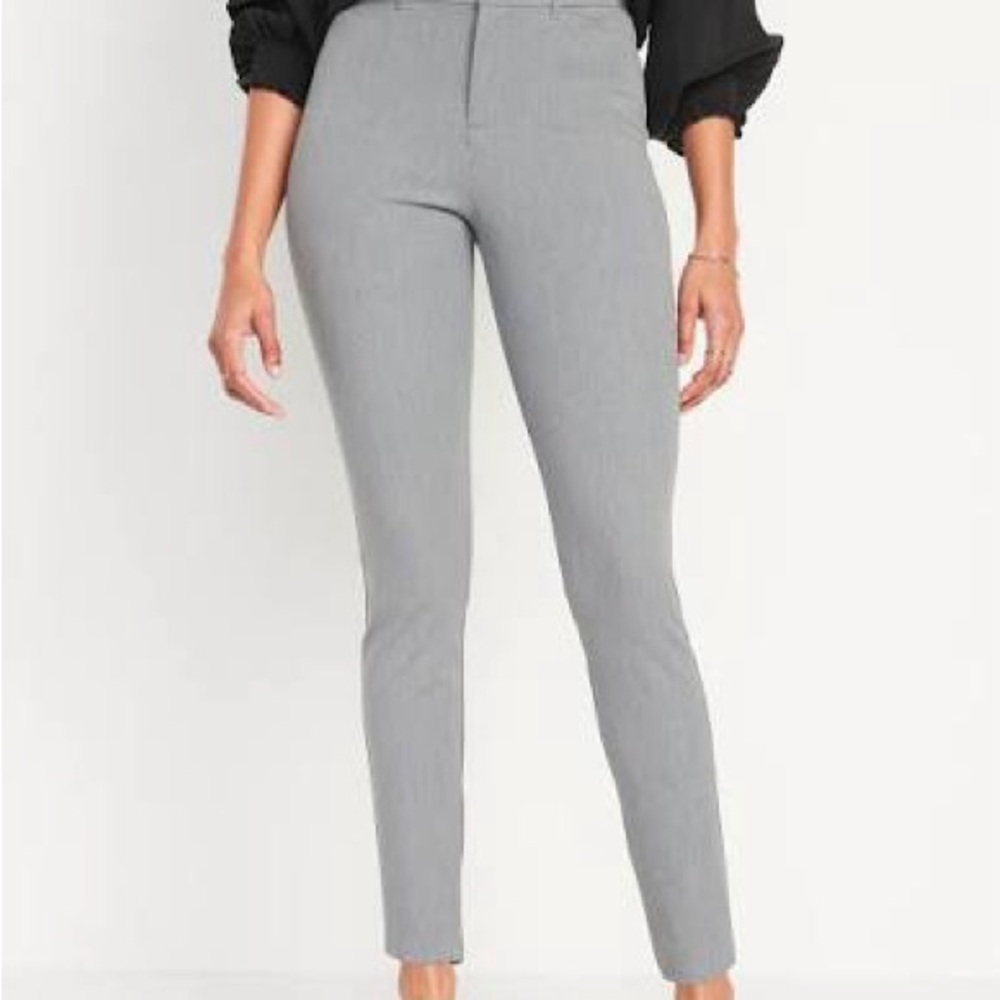 Old Navy Women's Light Gray Skinny Pants